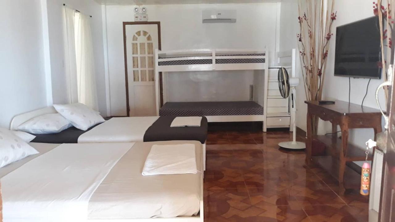Resort Marnin's Place 2*