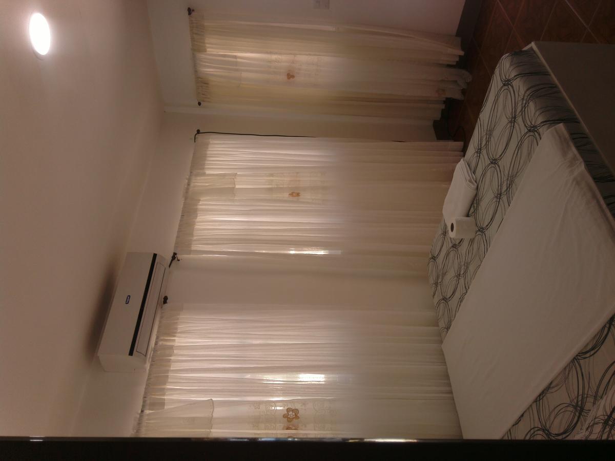 Marnin's Place 2* Manoc-Manoc