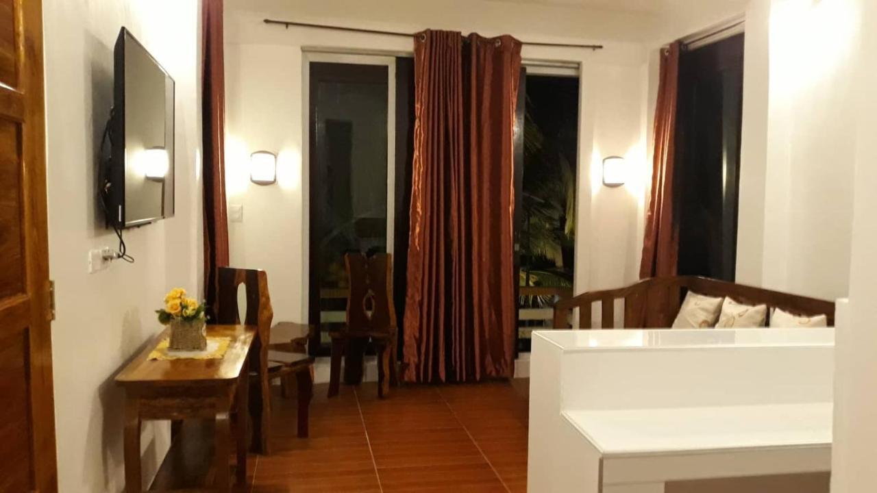 Resort Marnin's Place 2*